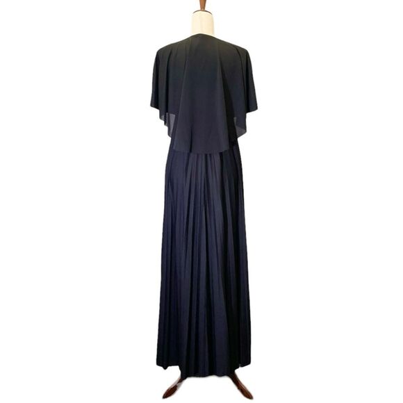NWT ASOS Maternity Black Cape Back Pleated Long Maxi Dress Women’s Size 4 NEW - Picture 5 of 16